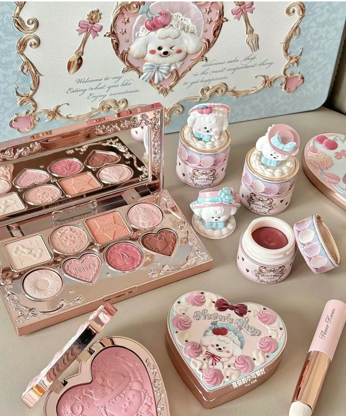 Naiwa Series Eight-Color Eyeshadow